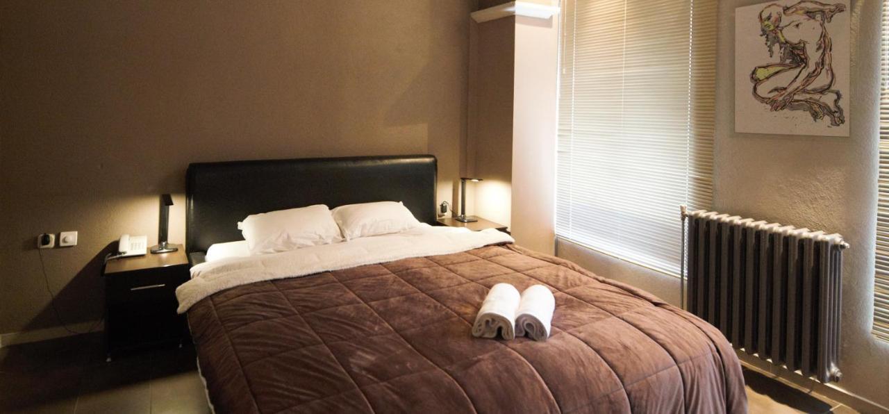 Hotel Ambasador Bitola Bagian luar foto