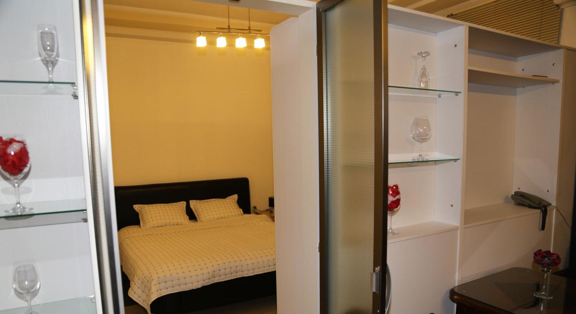 Hotel Ambasador Bitola Bagian luar foto