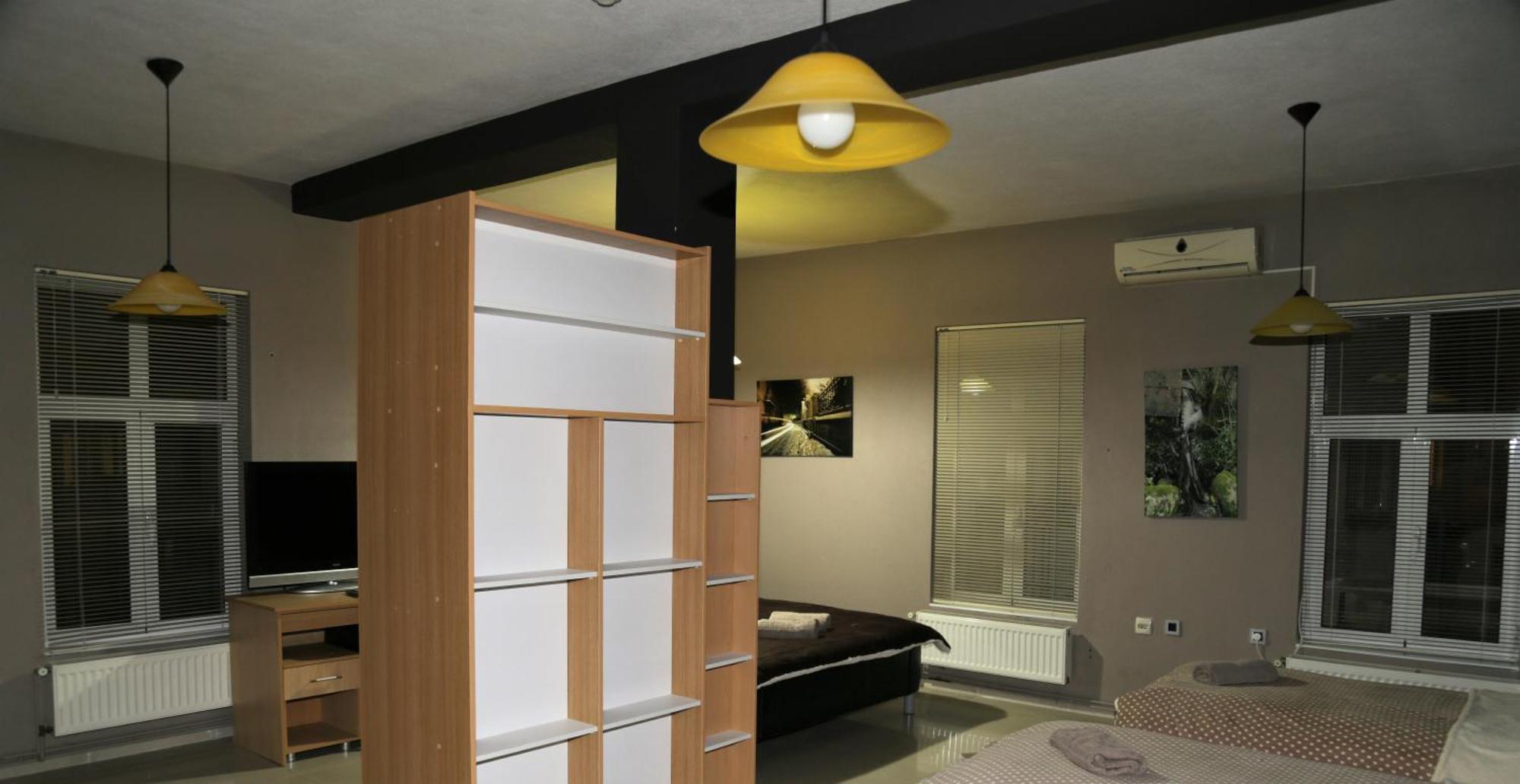Hotel Ambasador Bitola Bagian luar foto