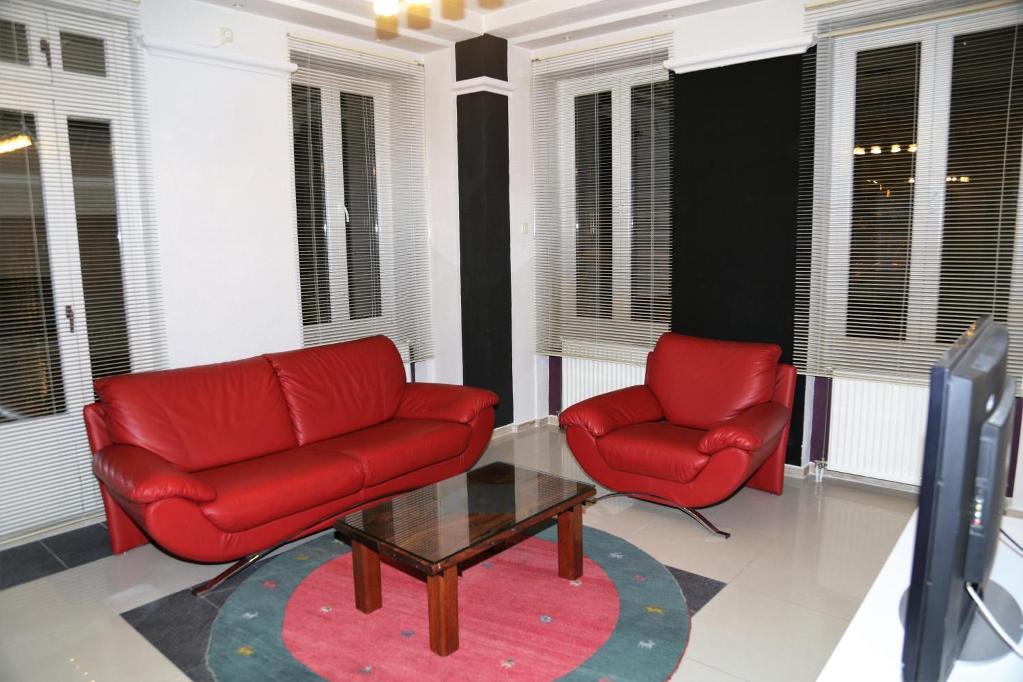 Hotel Ambasador Bitola Bagian luar foto